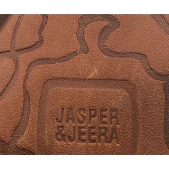 Anthropologie Jasper & Jeera Suede and Leather Pumps 40 - Picture 10 of 10